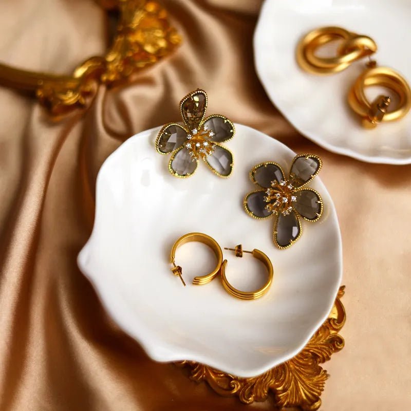 Fotografia de acessórios: Dicas para brincos, anéis e colares pequenos.